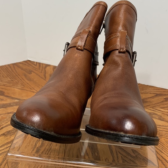 SOFFT Wyoming ankle bootie - Picture 10 of 16